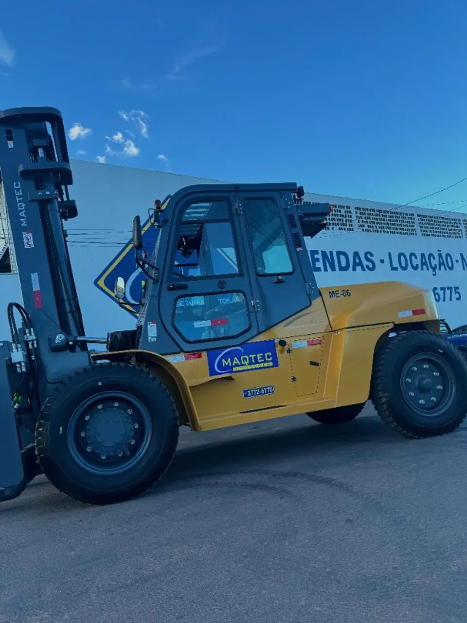 LOCAÇÃO DE EMPILHADEIRA DE 10TON  - CABINADA - Foto 4