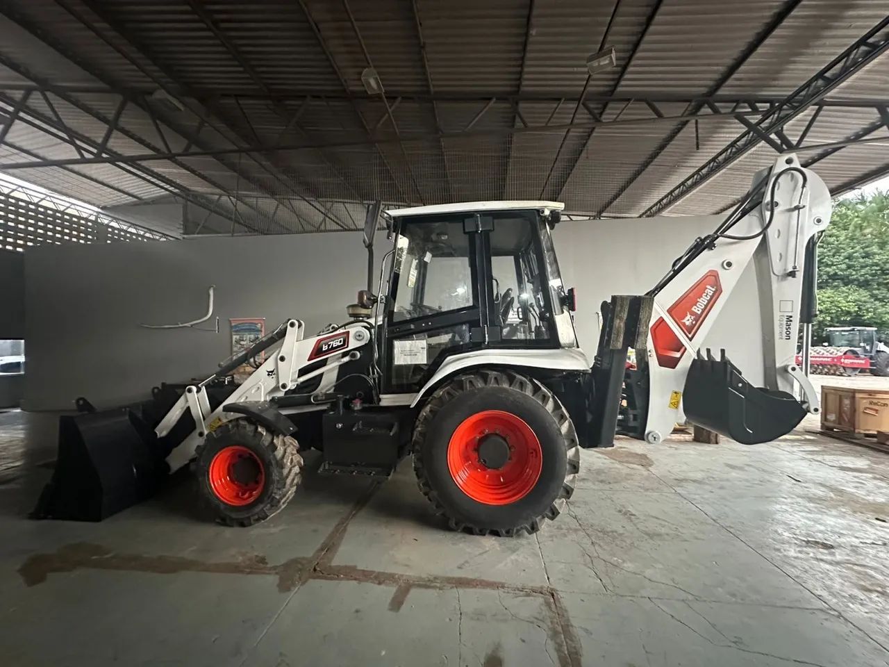 Retroescavadeira ( aluguel ) 