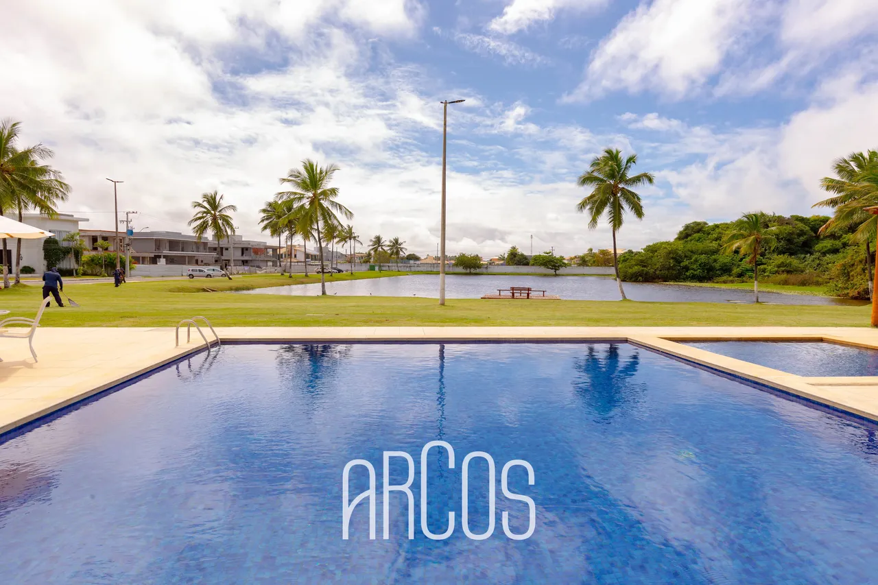 Lote no Condominio Lago Paranoá, posição frente Sul, 734m²