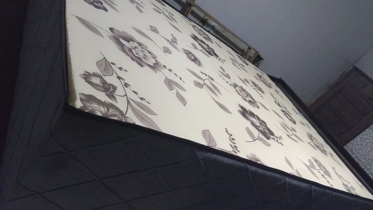 Cama Box Casal nova com design floral valor 280