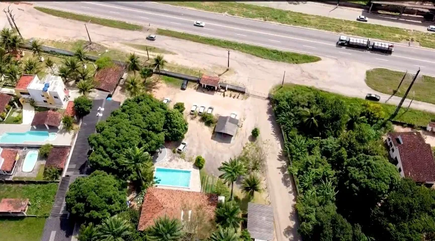 Area comercial na beira da br 304 com galpões venda