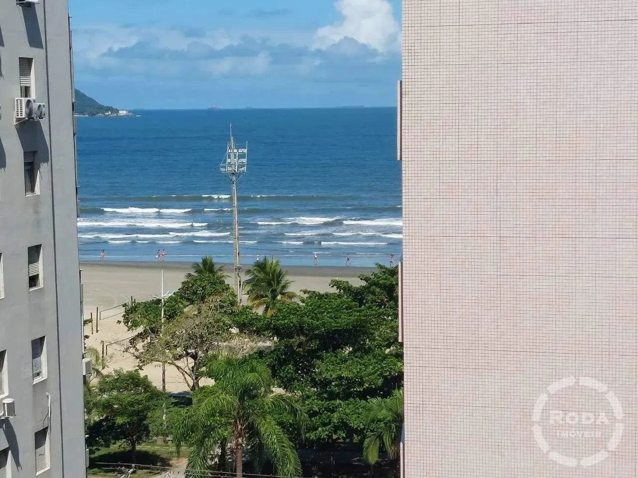 Sala Living com Vista para o Mar 1 Quadra da Praia a venda no Boqueirão Santos.