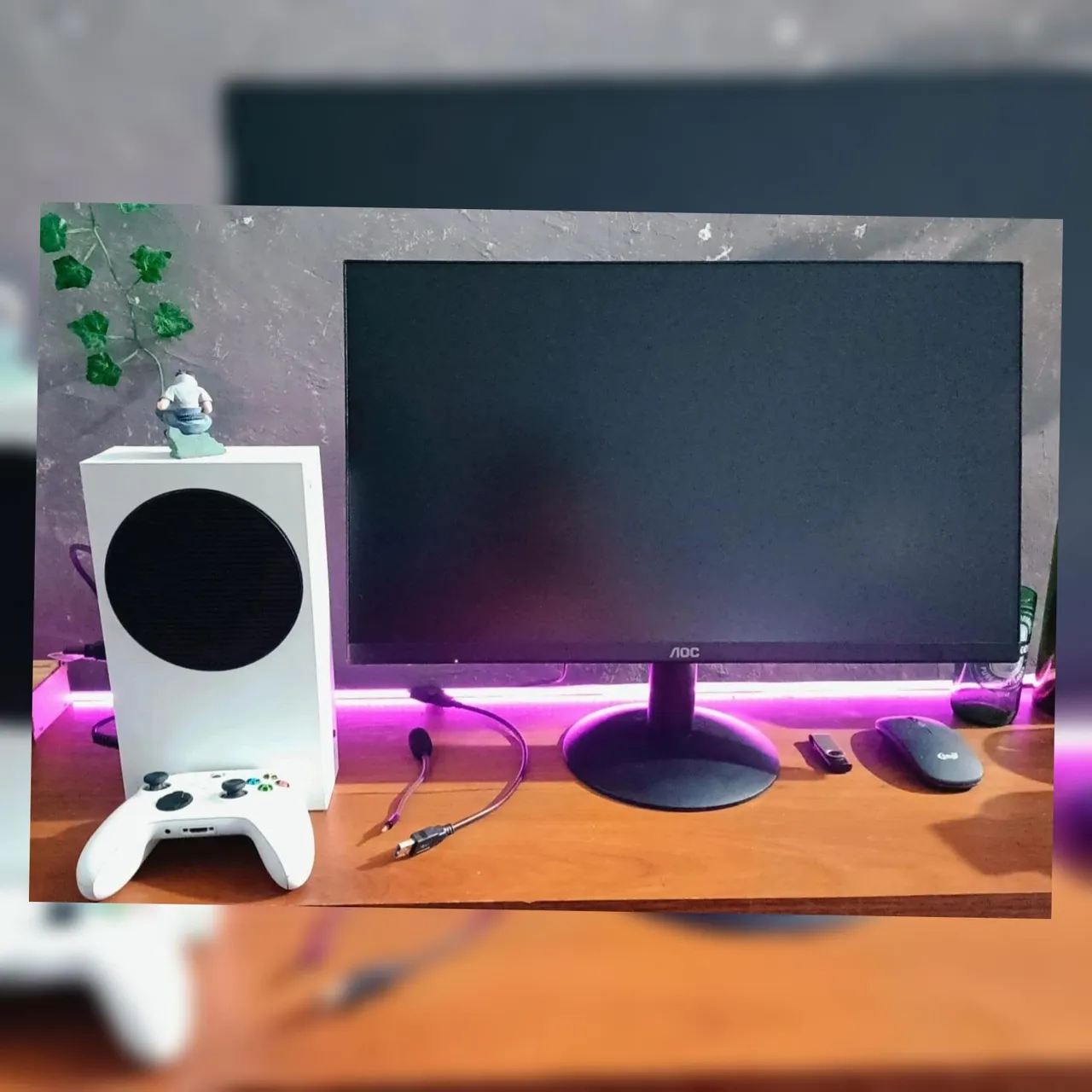 Console Series S+ Monitor 23.8