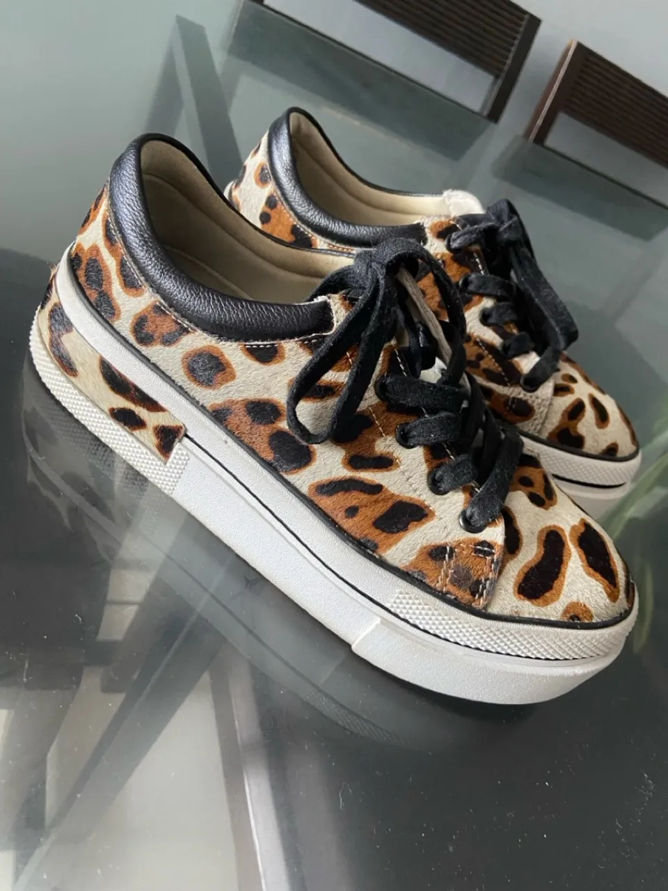 Tênis animal print CARMEN STEFFENS