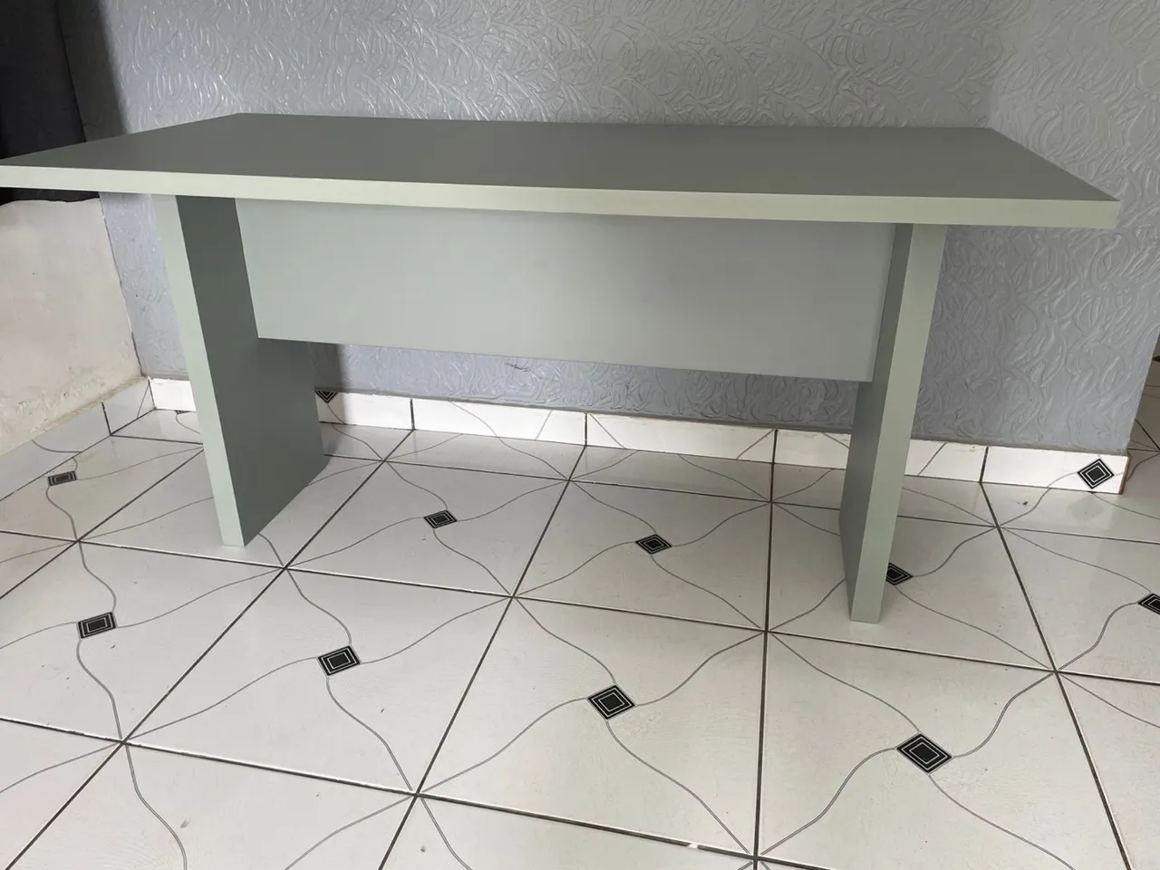 Mesa p escritório nova !