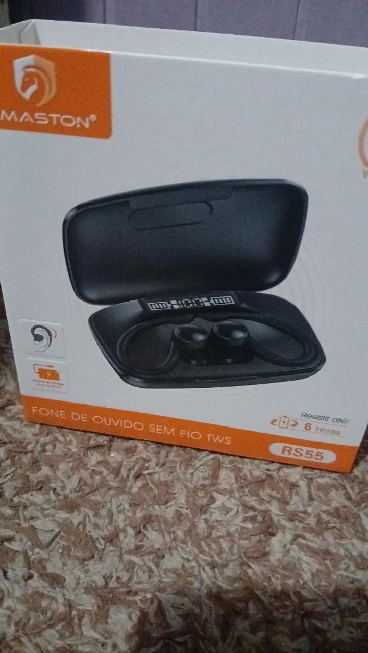 Bluetooth earphone with 6-hour battery life64167713294721120