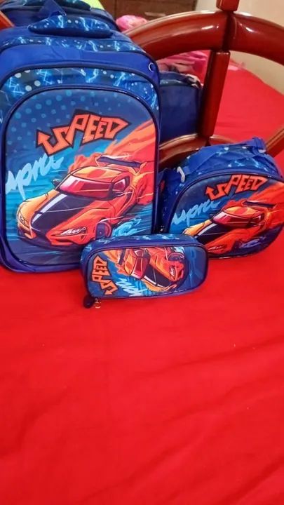 Mochila Infantil Speed com led + lancheira térmica + estojo .Apenas R$129,99