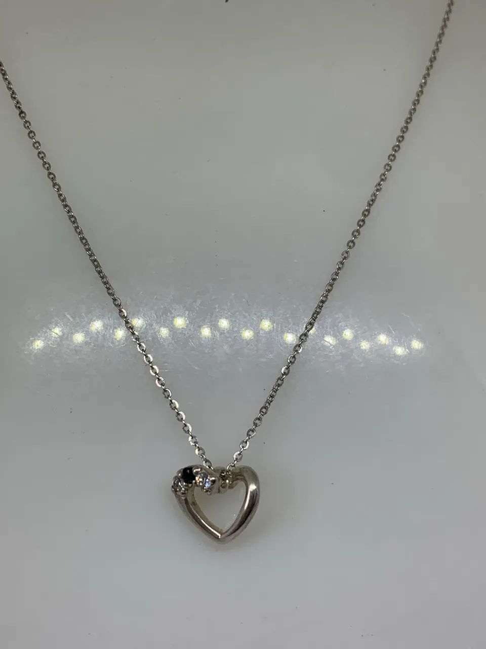 colar de prata com pingente de coração - Foto 2