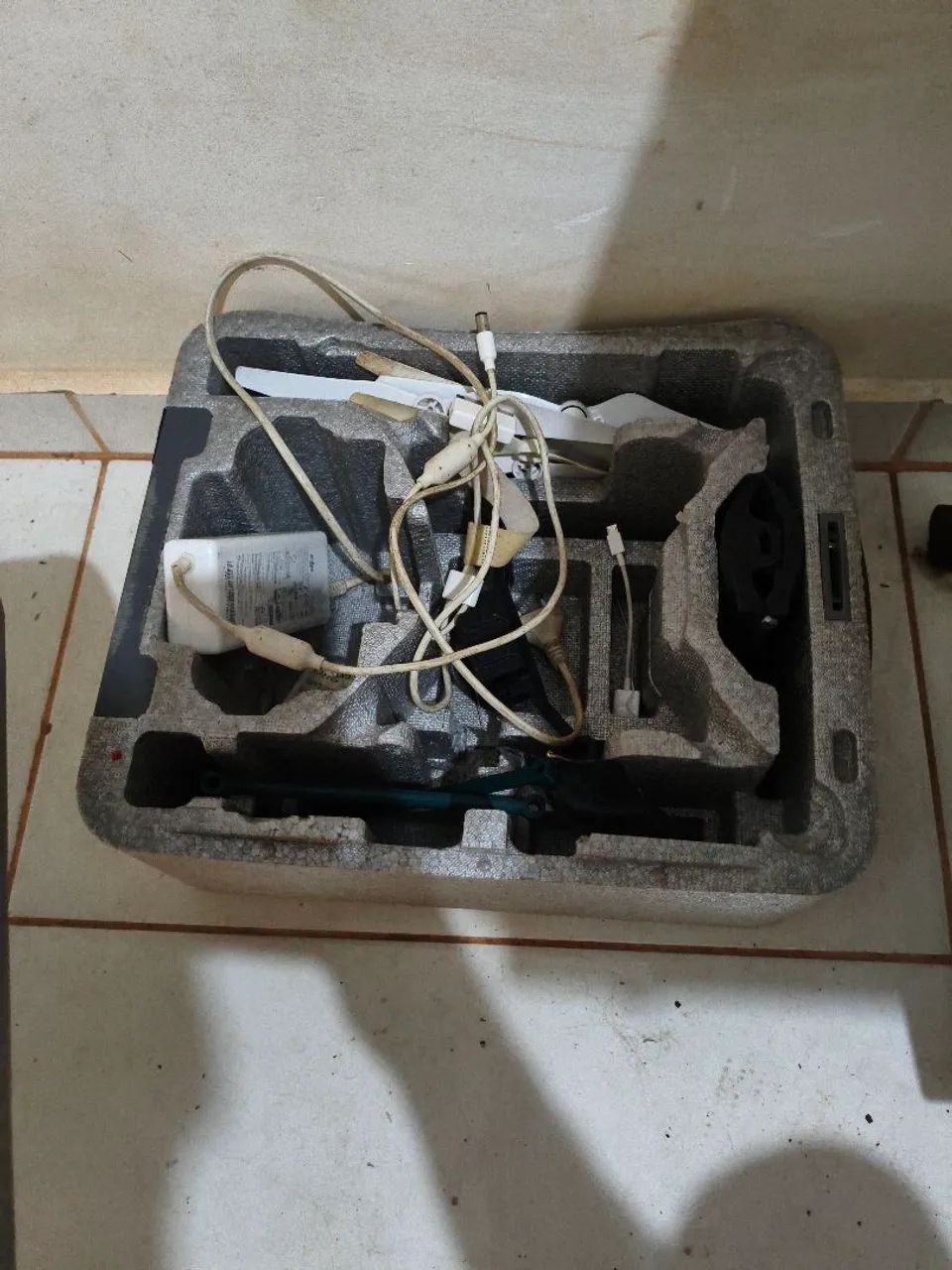 Phantom 4 conserto ou peças , - Foto 3