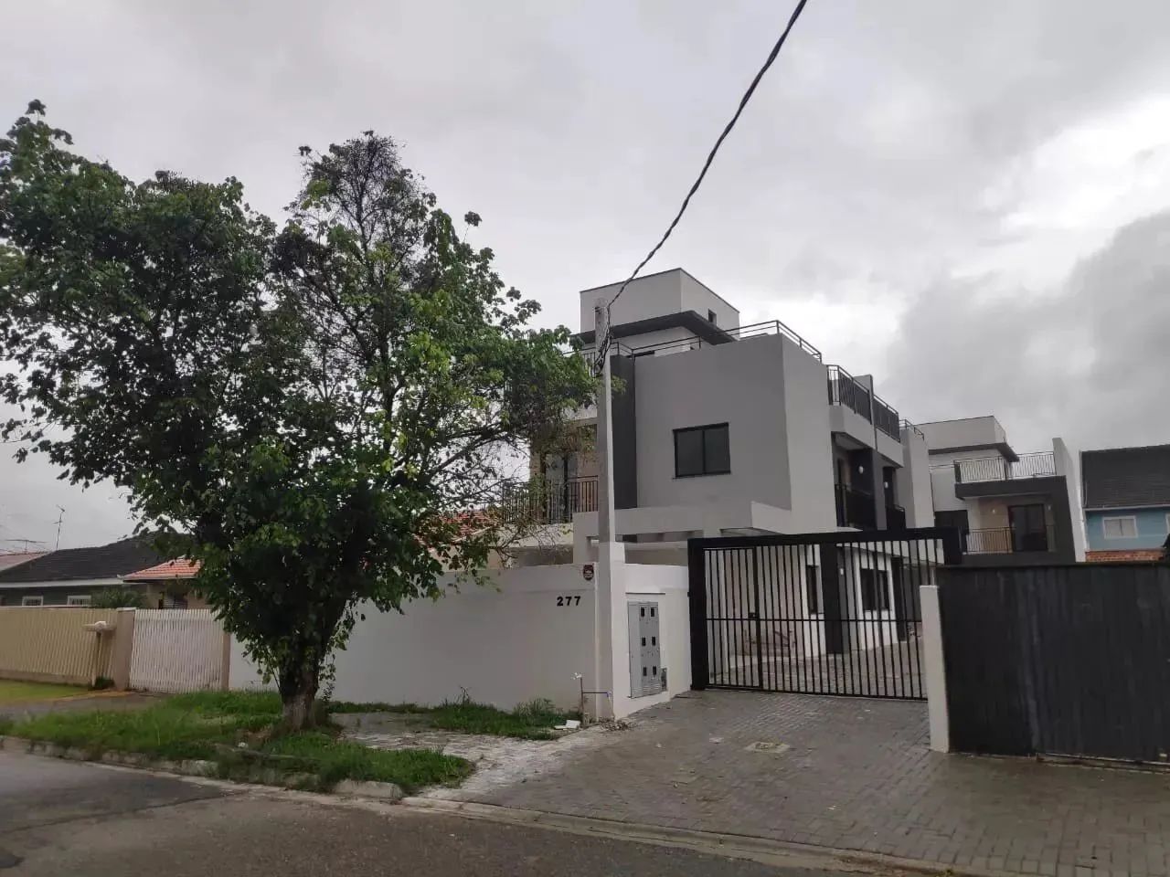 Sobrado com 3 dormitórios à venda, 129 m² - Santa Felicidade - Curitiba/PR