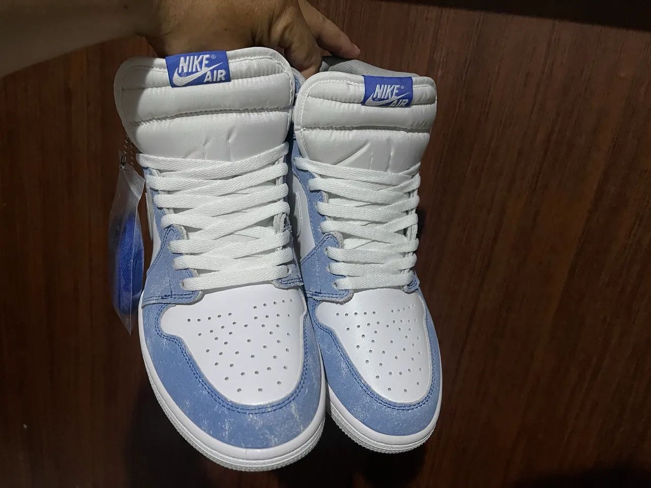 Air Jordan 1 High Hyper Royal  - Foto 3
