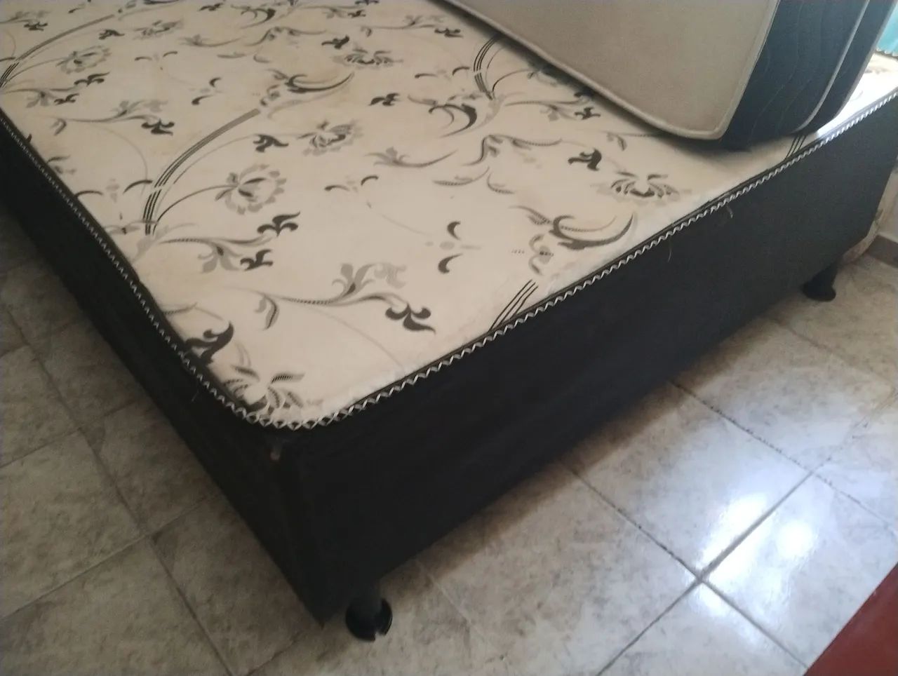 Cama de casal box64168522981377121
