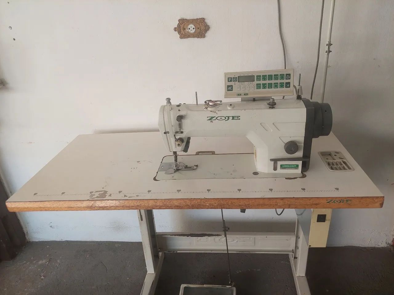 Máquina de Costura Industrial ZOJE - Foto 3