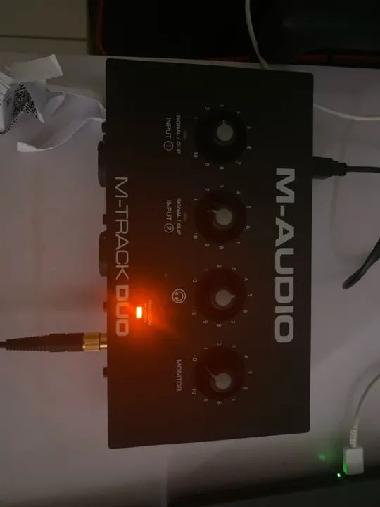 Interface de Áudio M-Track Duo M-Audio