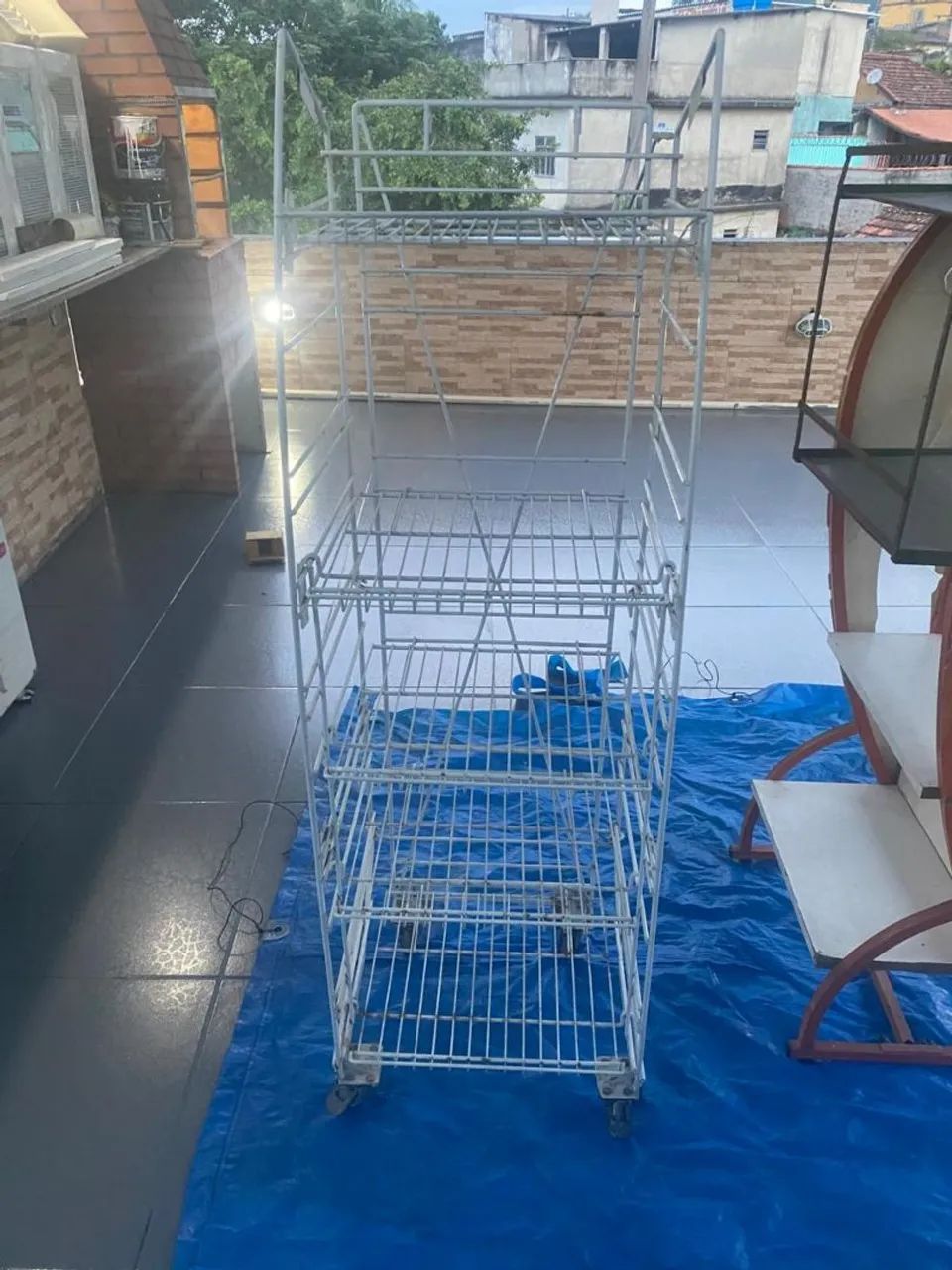 Estante de Metal com Rodinhas - Foto 2