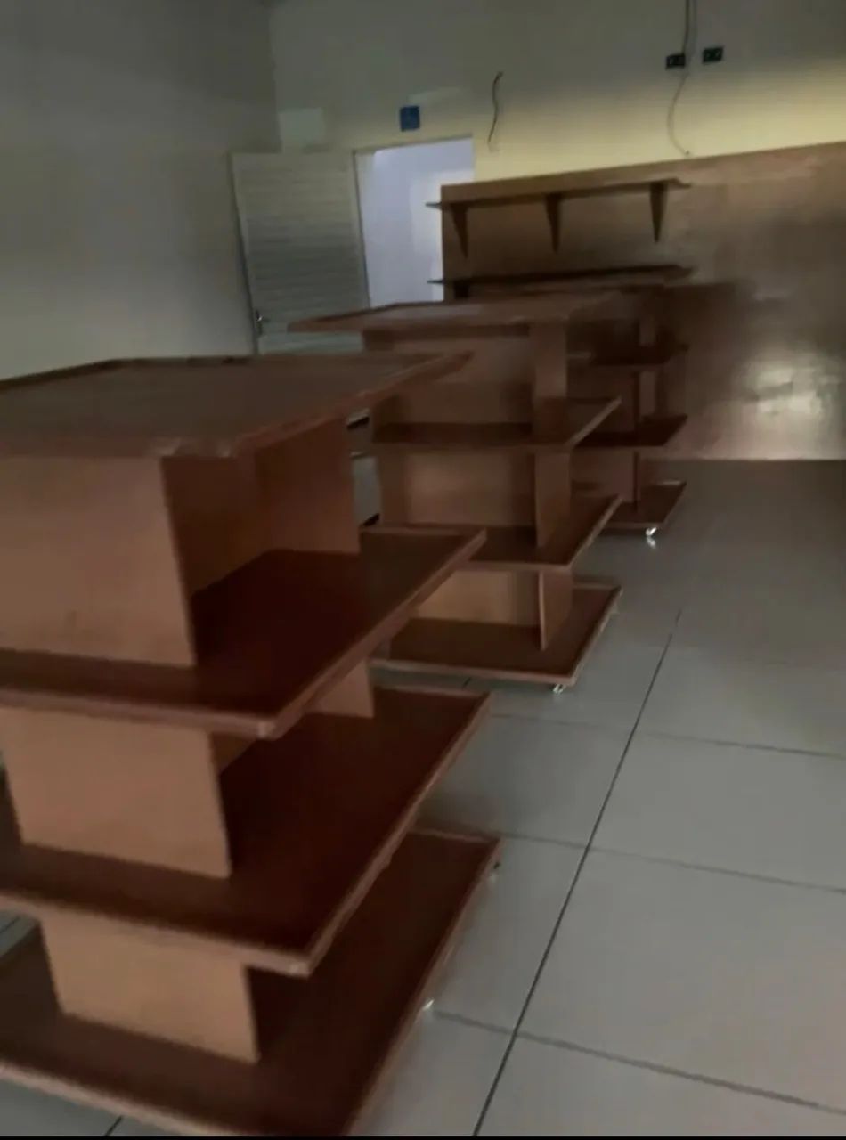 Móveis MDF - balcão, prateleira e gôndolas expositoras