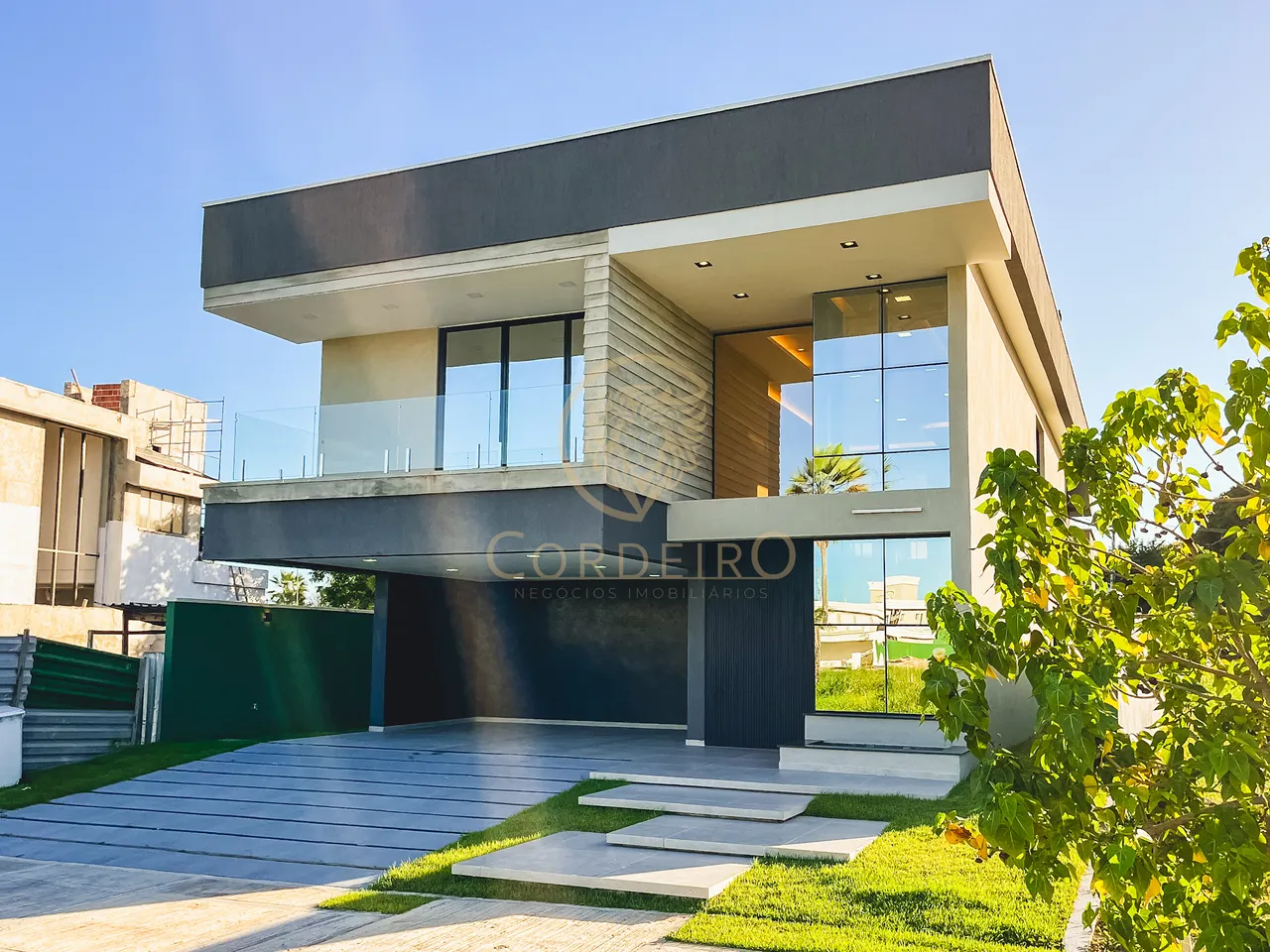 Casa no Vert Natureza com 5 suítes no Eusébio