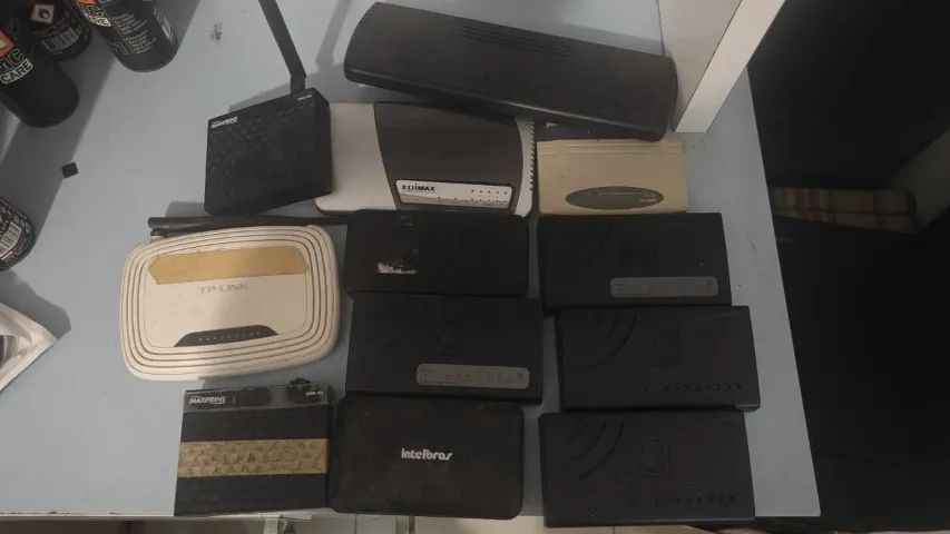 Diversos switch e roteadores - Muito barato - 12 equipamentos