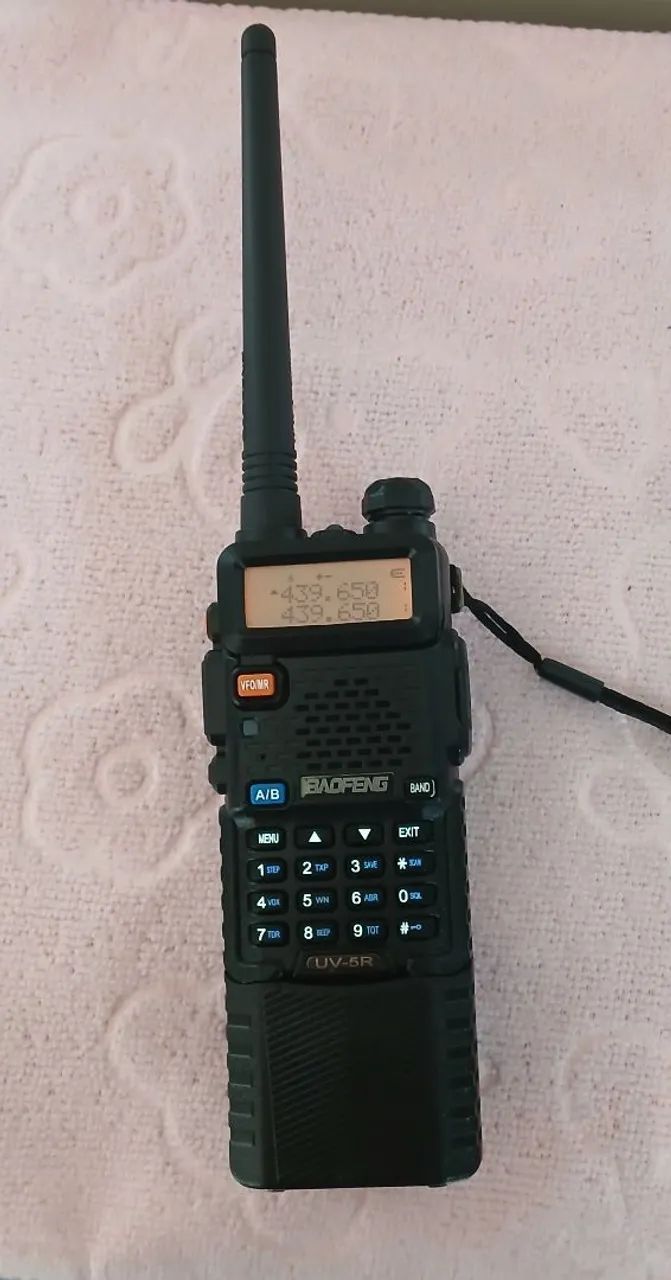 HT Baofeng UV-5R VHF/UHF e acessórios com 2 baterias  - Foto 4