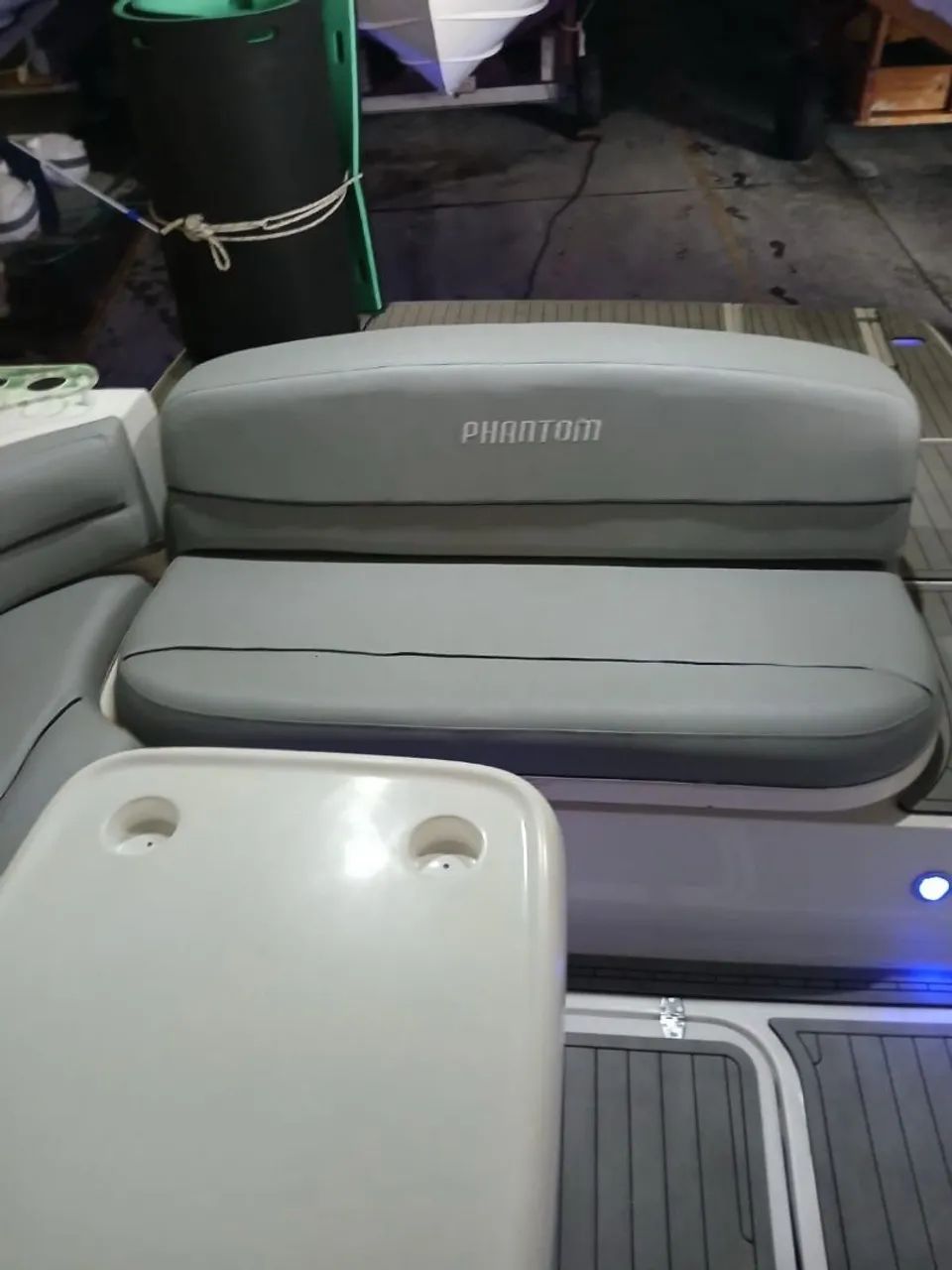 Phantom 300 - 2012 x2 Mercruiser 170 HP ñ Focker Triton Armada Real Nx Fs - Foto 9