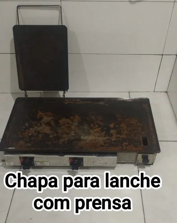 Chapa para lanche com prensa