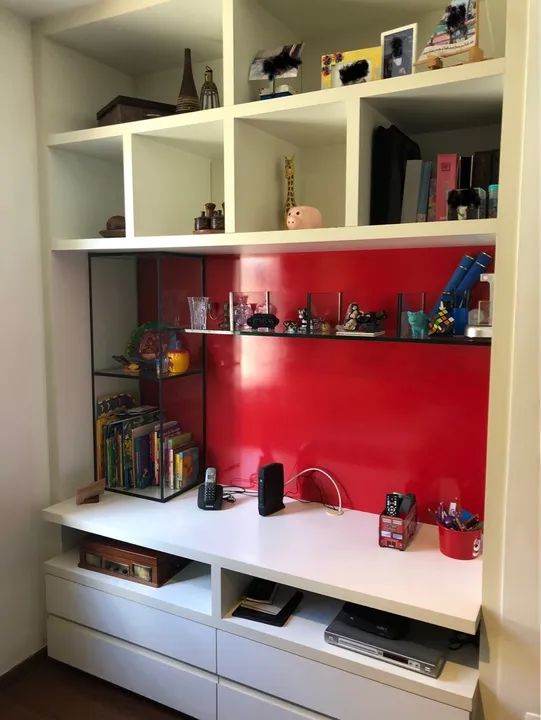 Lindo Móvel de Parede para TV e Livros