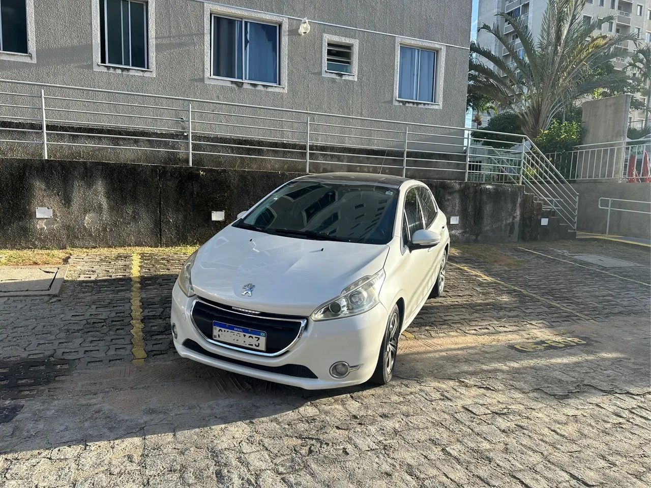 Peugeot 208 Teto Solar 