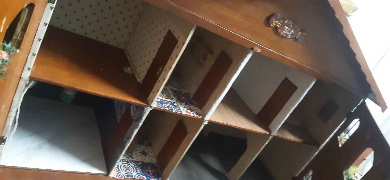 Casinha de Boneca de Madeira - Foto 2
