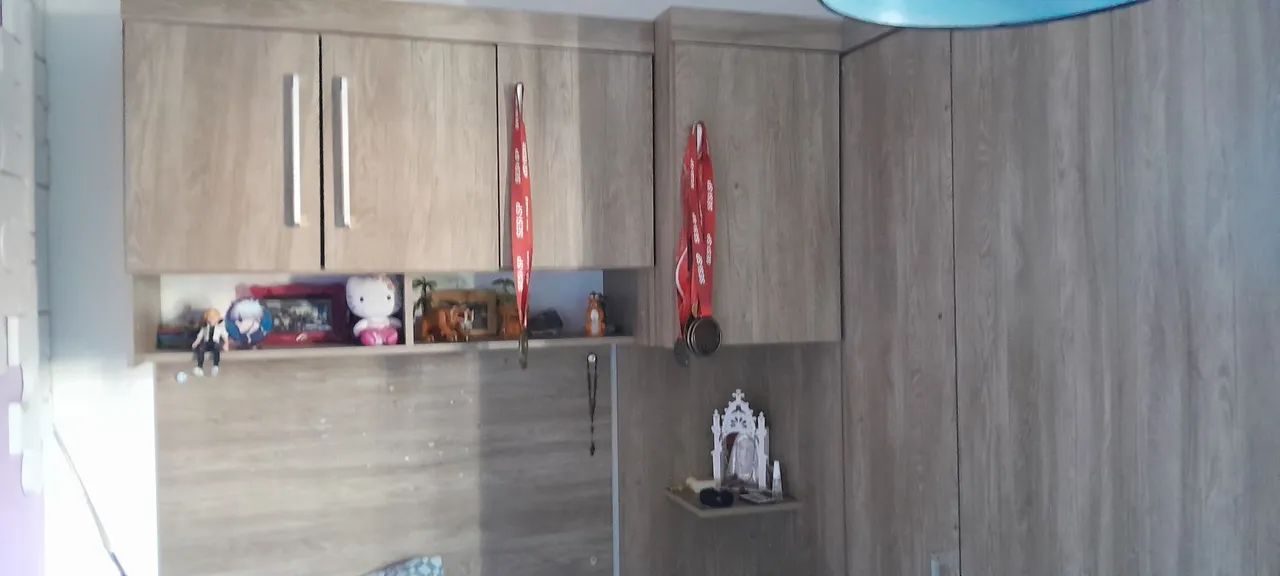 Conjunto de Quarto em L mais escrivaninha  - Foto 4