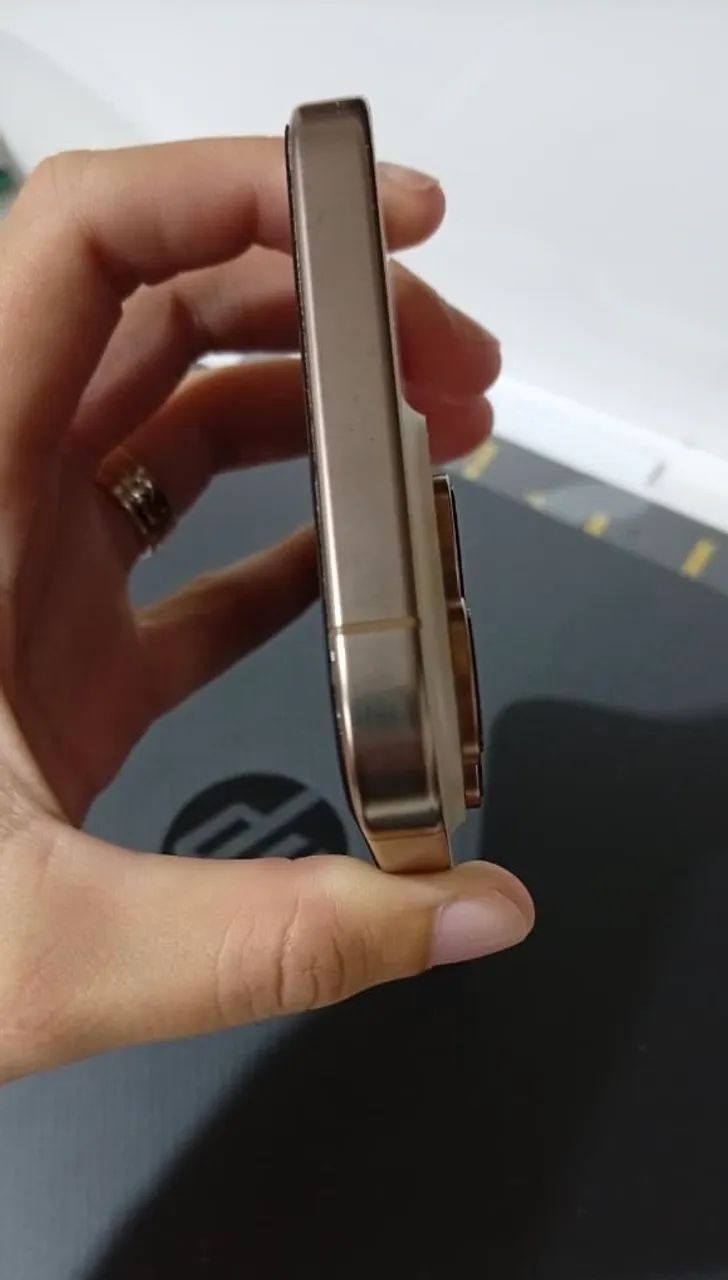 iPhone 16 pro max  - Foto 4