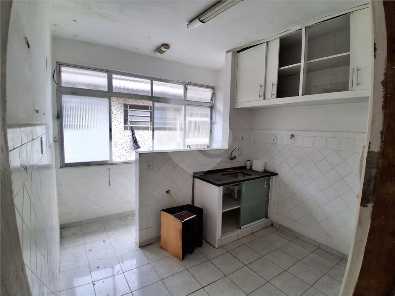 Apartamento com 2 quartos à venda em Embaré - SP - Foto 2