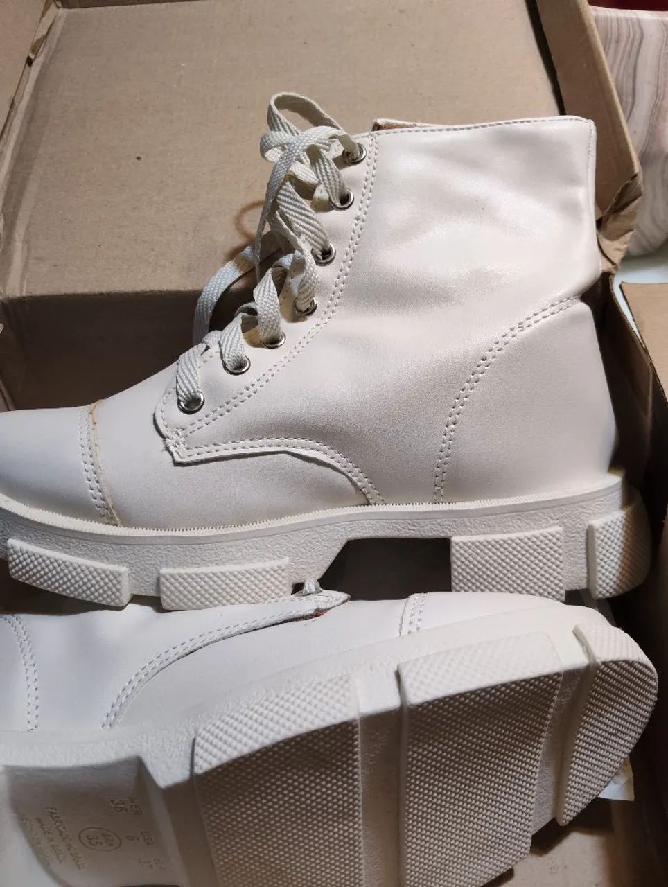 Bota Feminina Bege Nova  - Foto 3