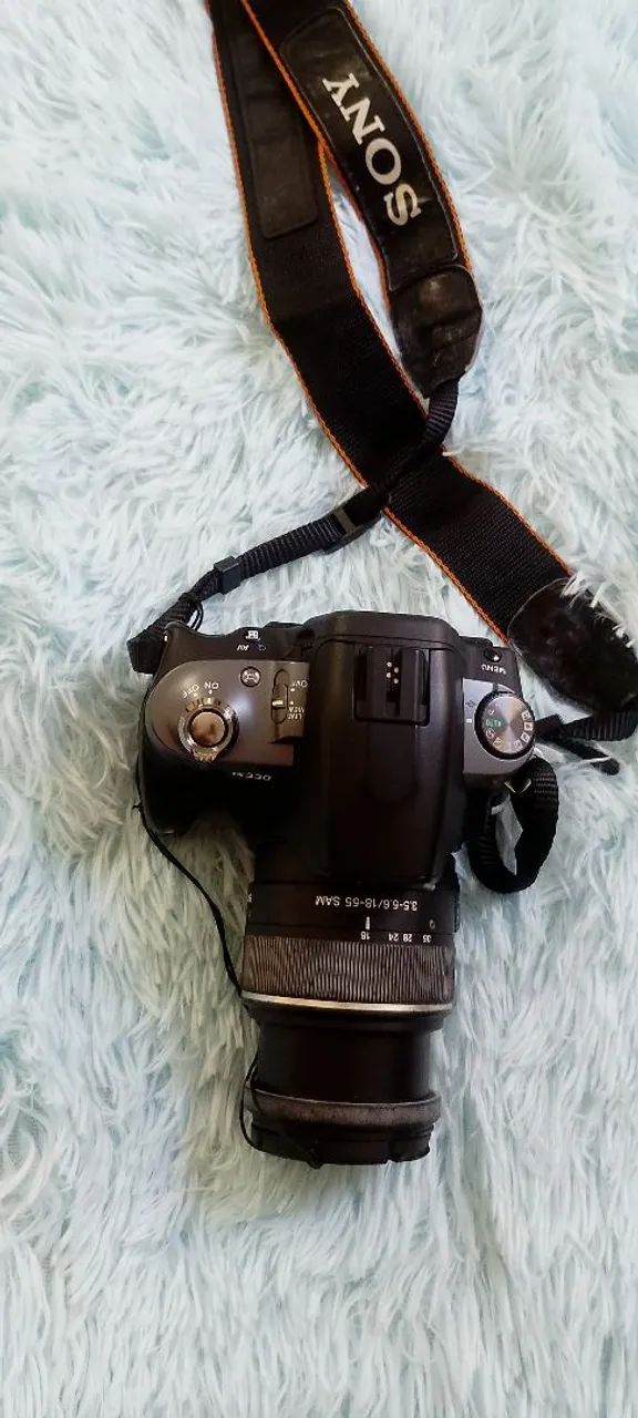 Câmera Analógica Sony por 450 reais 