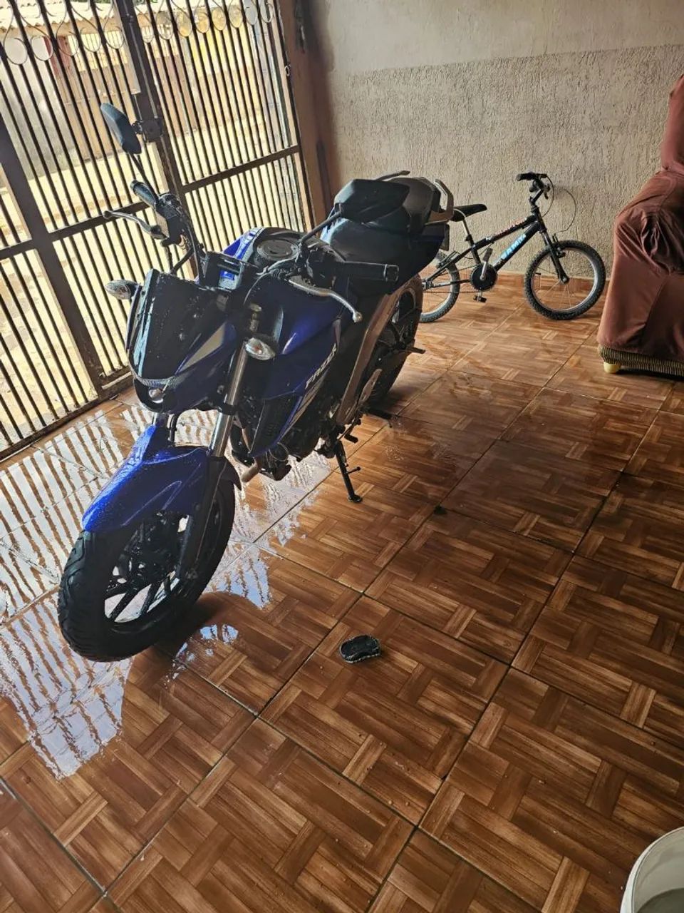 Fazer 250cc ano 22/23 - Foto 3