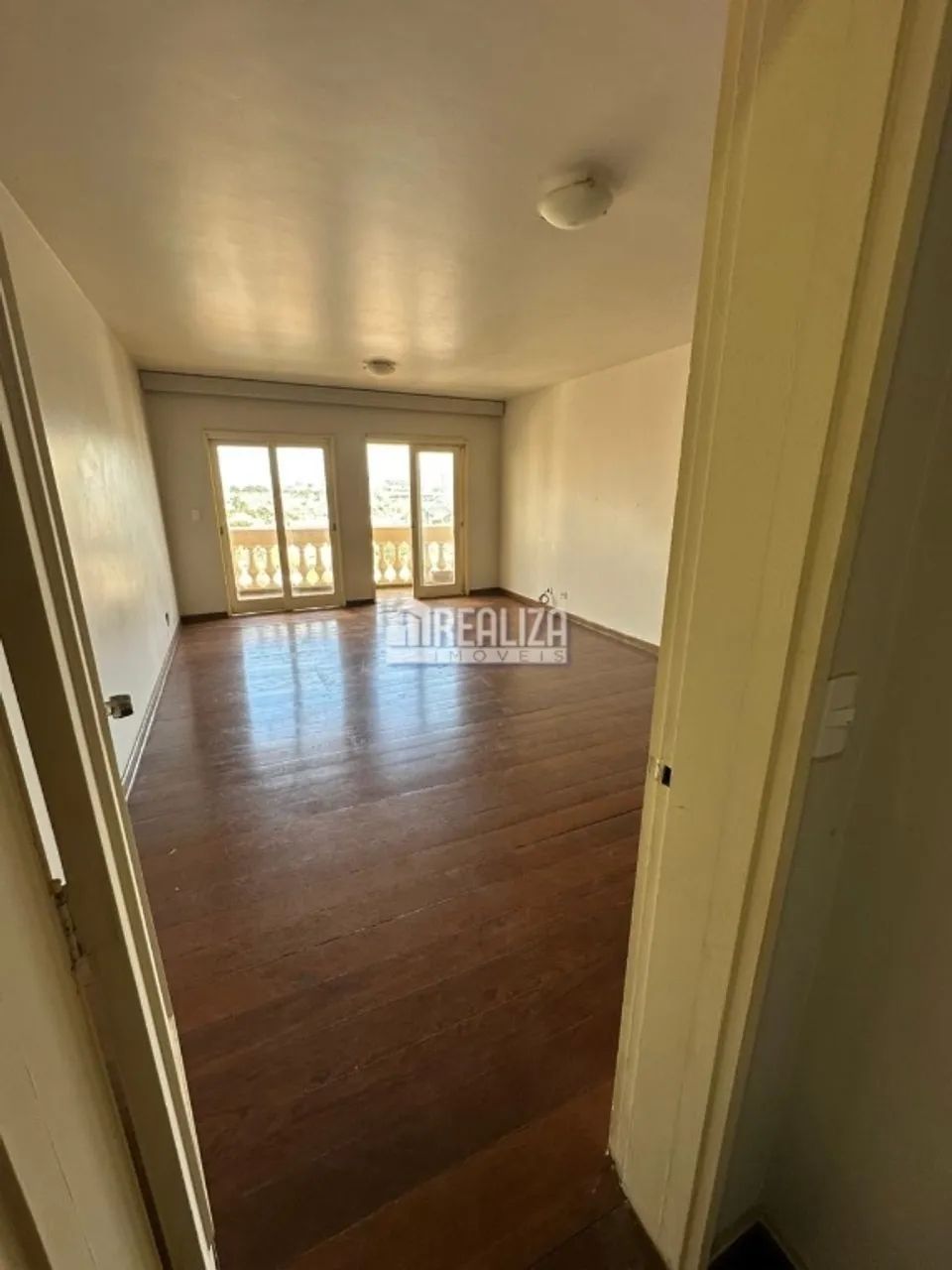 Apartamento com 4 Dormitórios no Centro de Uberaba