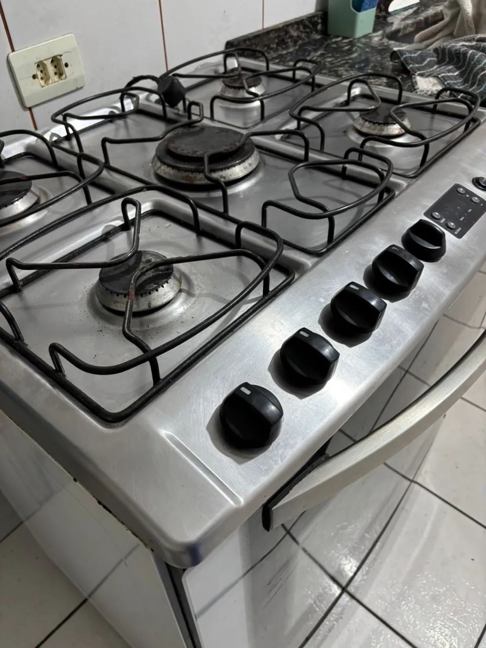 FOGÃO ELECTROLUX 5 BOCAS COM TIMER DIGITAL  - Foto 3