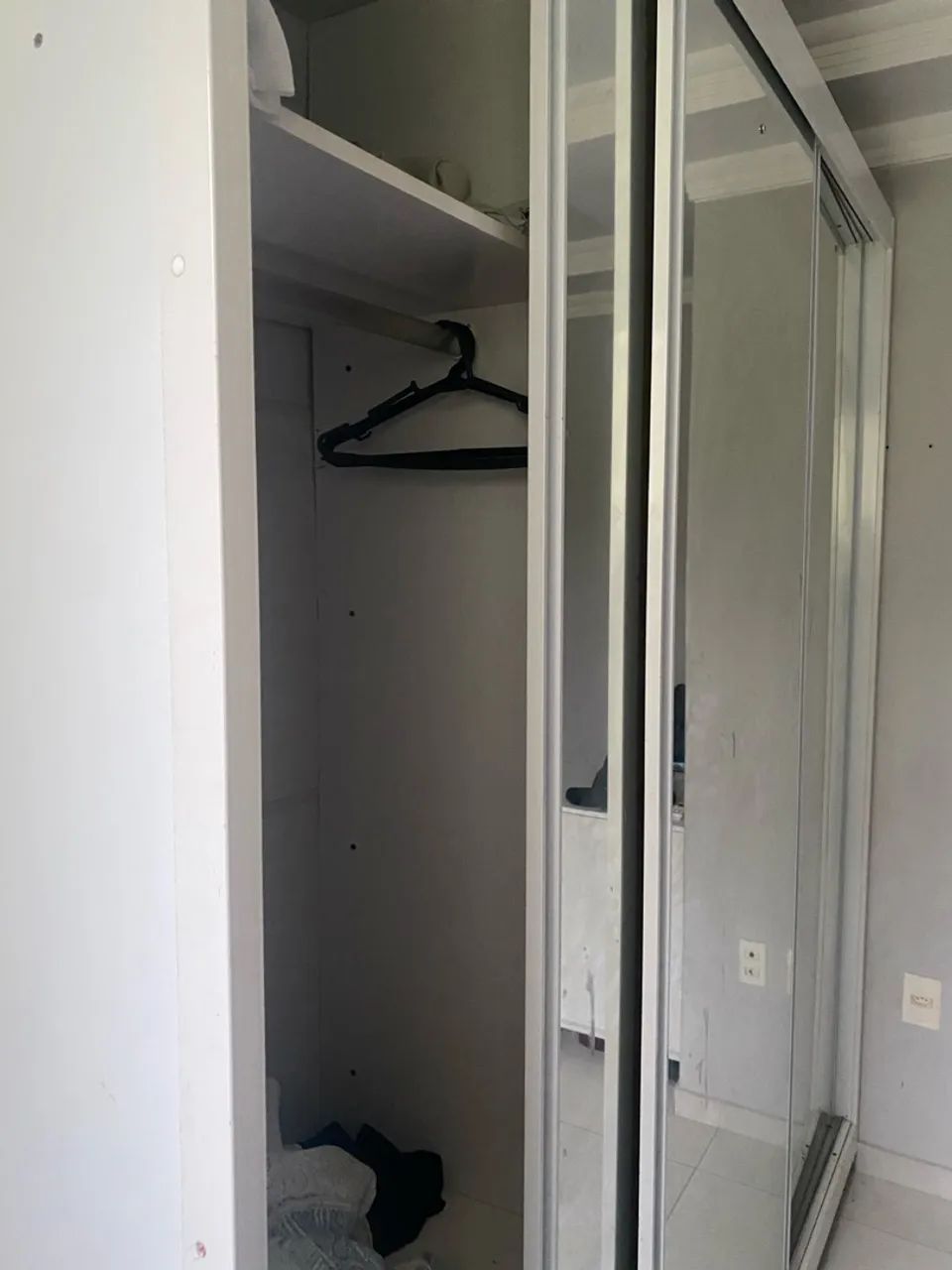 Guarda roupa pra sair logo - Foto 3