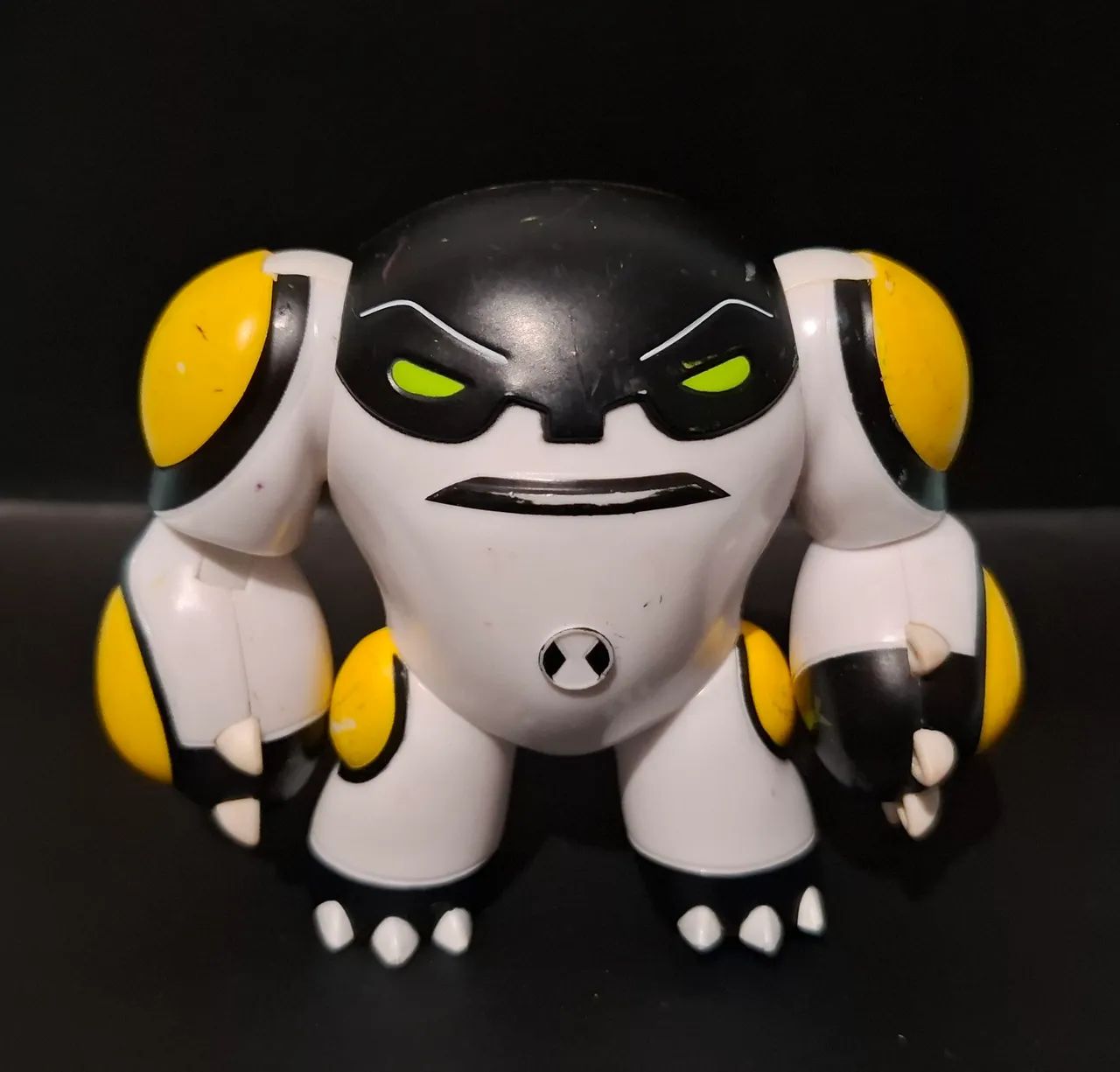 Ben 10 Reboot Bala de Canhão Boneco Original Playmates 