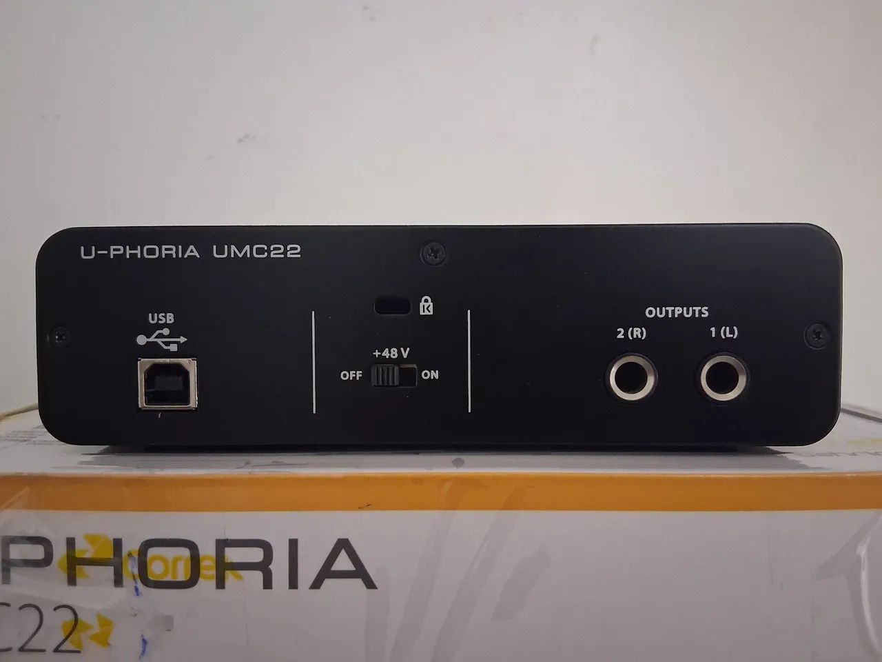 Interface de audio Behringer Uphoria UMC 22 - Foto 3