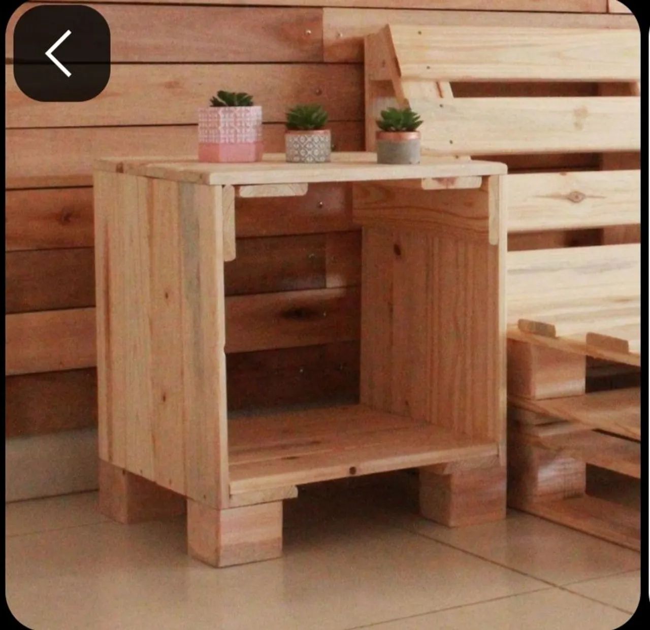 Mesa de cabeceira 