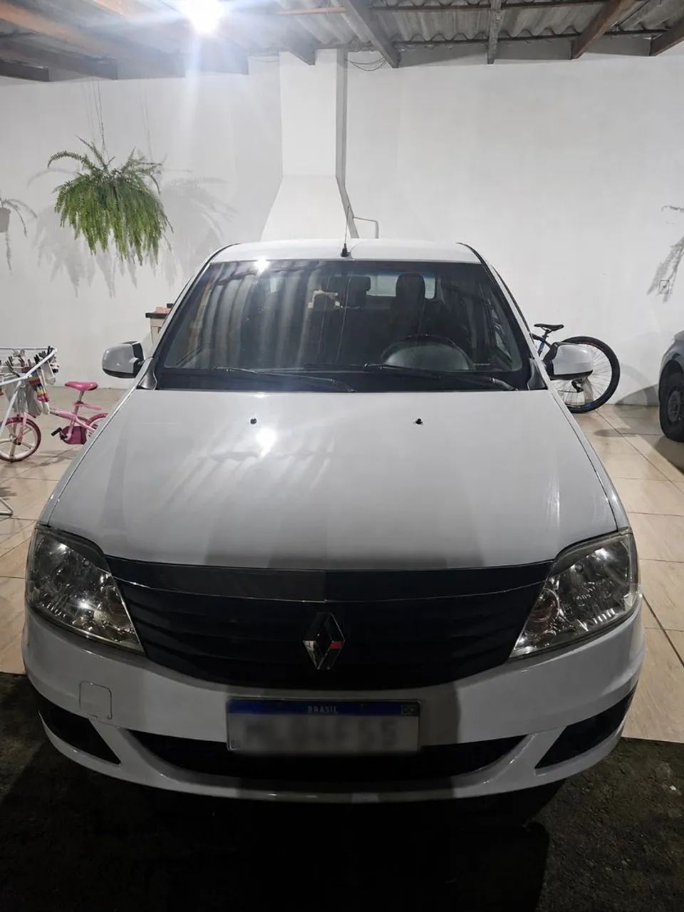 Renault Logan Expression Hi-flex 1.6 8V 4P 2013 - Foto 2