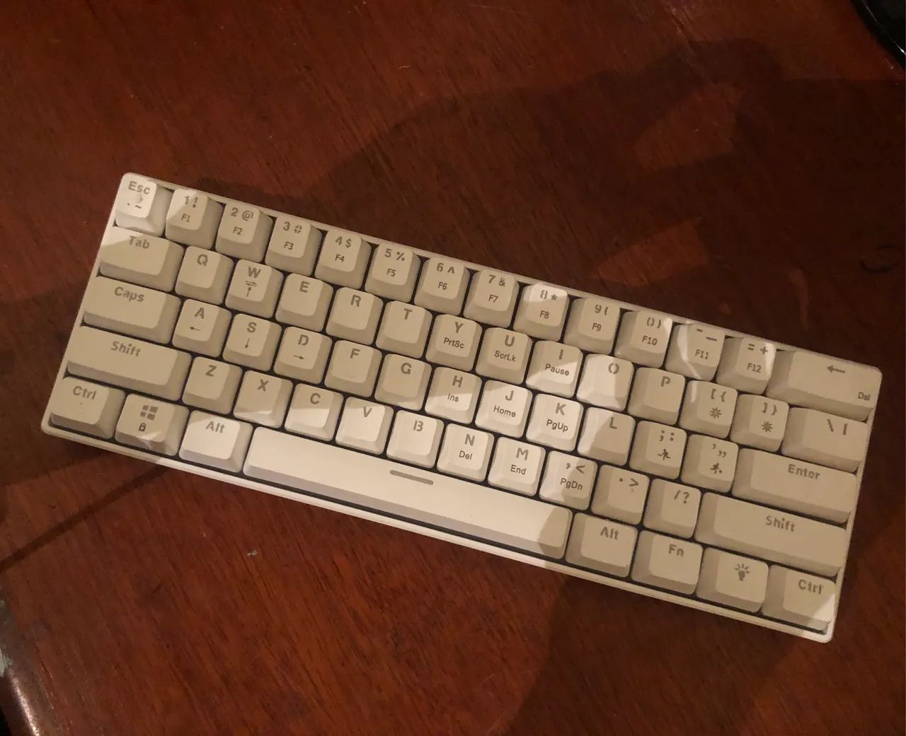 Teclado mecânico, nunca usado