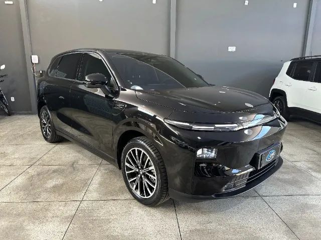Leapmotor B10 BEV (Elétrico) 2026