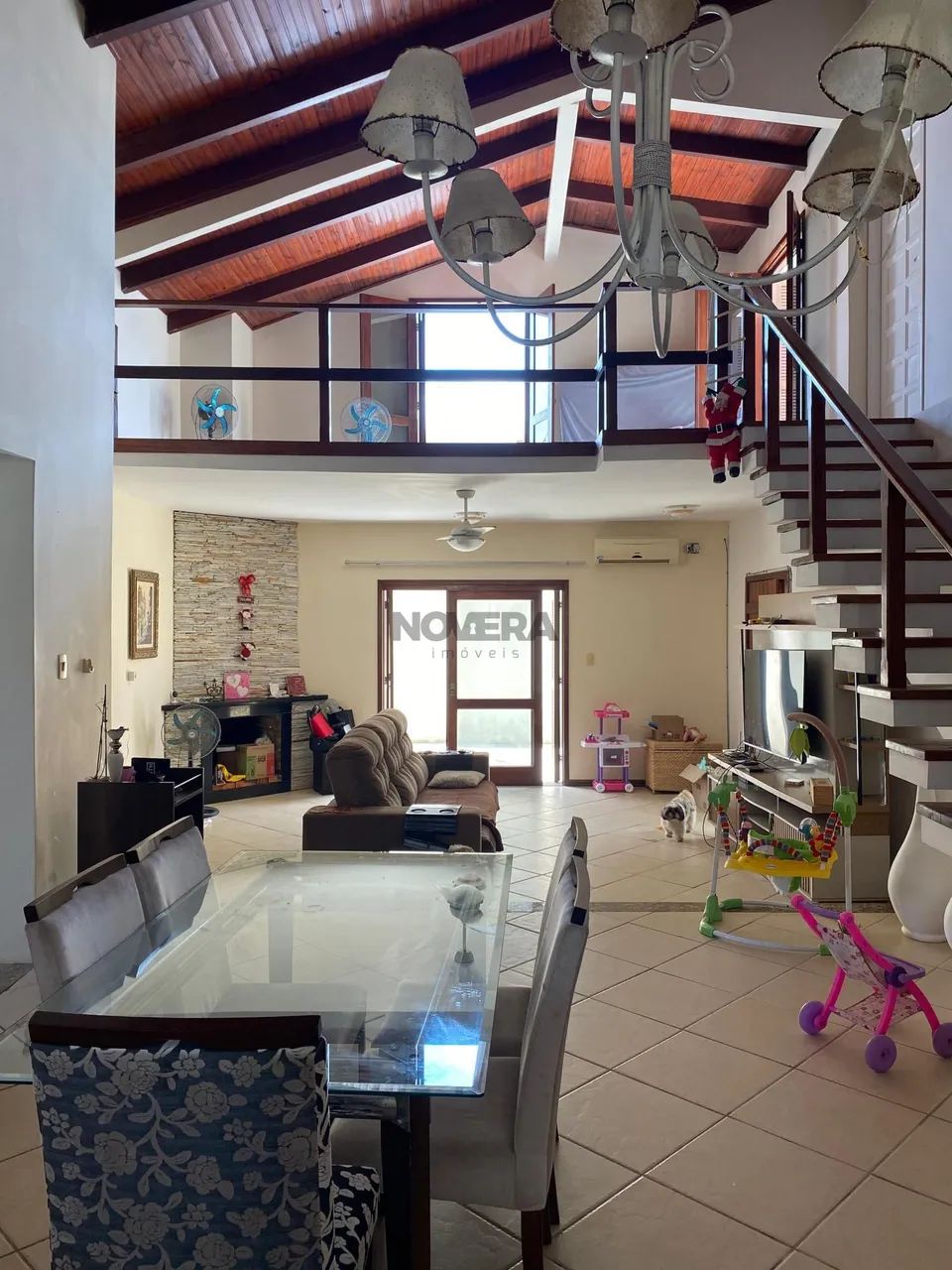 Casa Ampla com Piscina e Área de Lazer no Laranjal - Foto 4