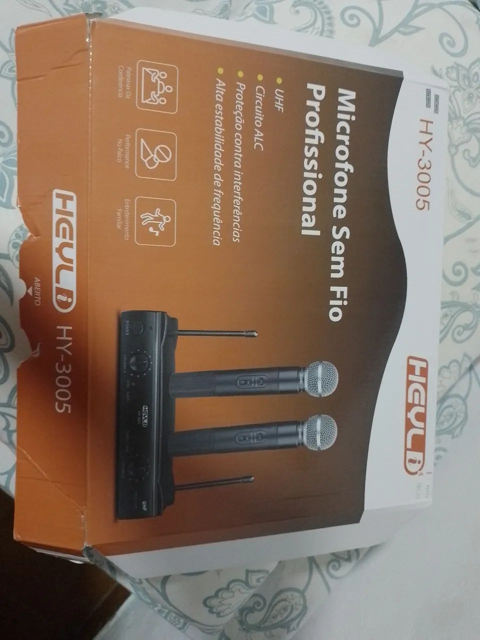 Caixa de som Amvox com 2 microfone profissional  - Foto 3