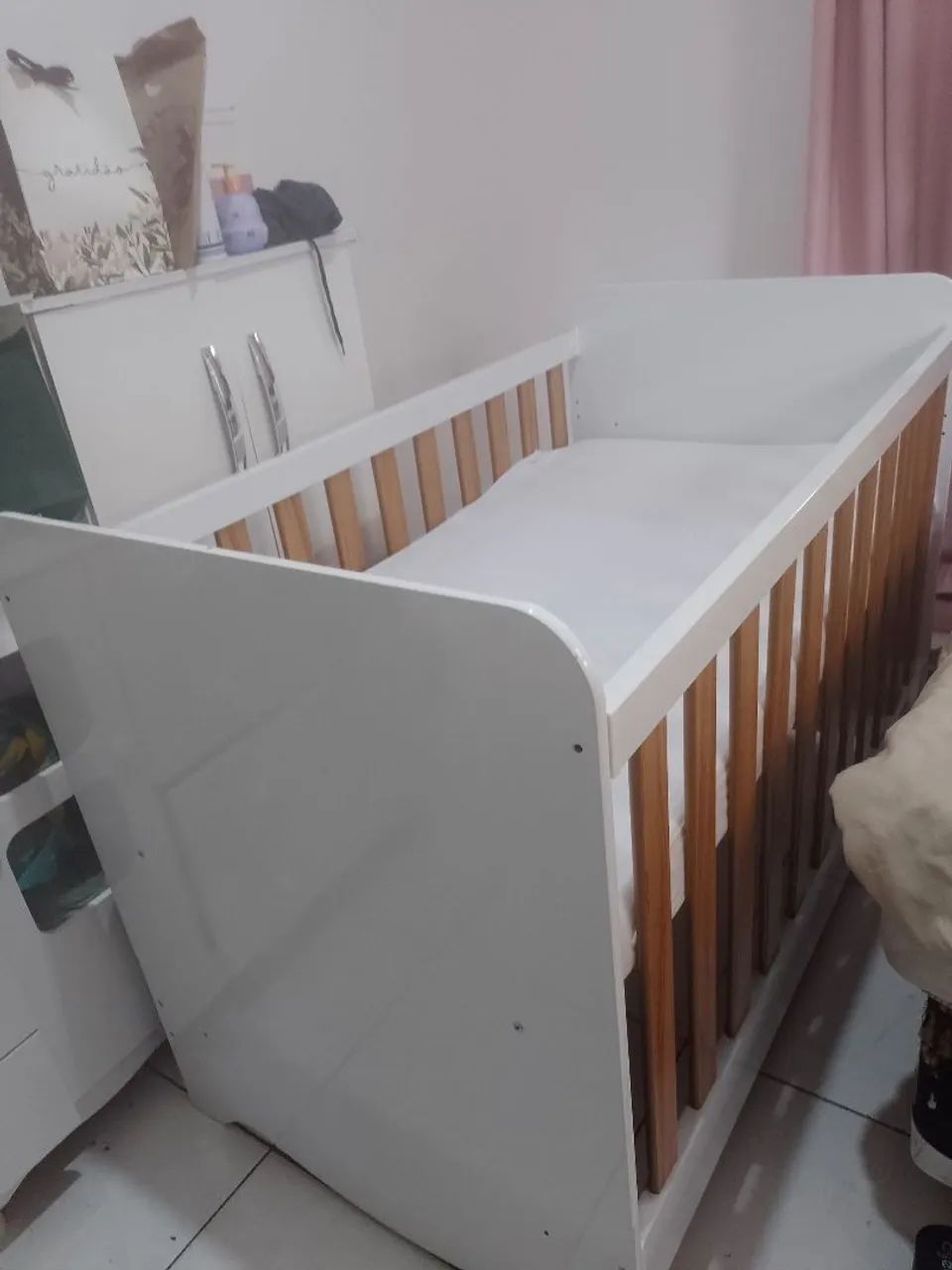 Berço dois em 2 sem uso com colchão 