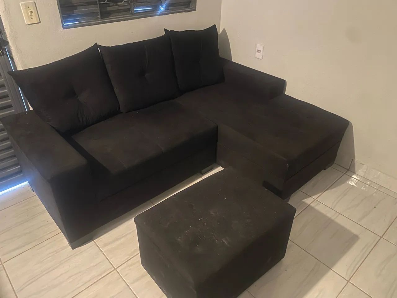 Sofá de canto na cor preta  - Foto 2