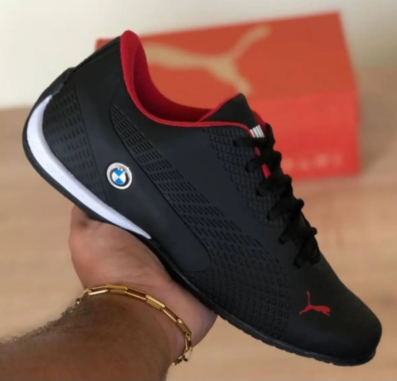  BMW  tenis rasteirinha irresistível  um par $80 dois pares $150