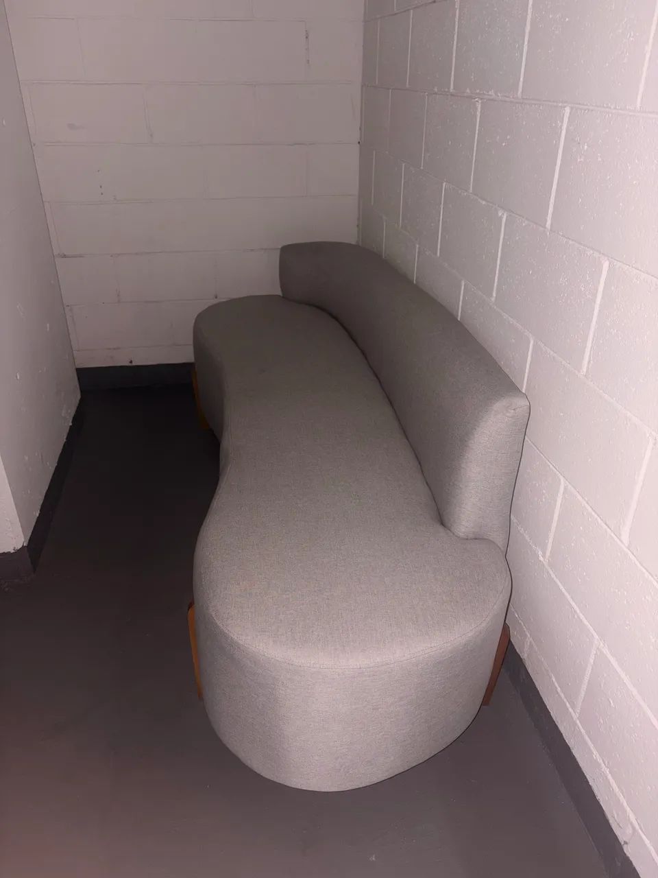 Sofá Orgânico Curvo 2 Lugares 145cm Sala Thor Bouclê - Foto 3