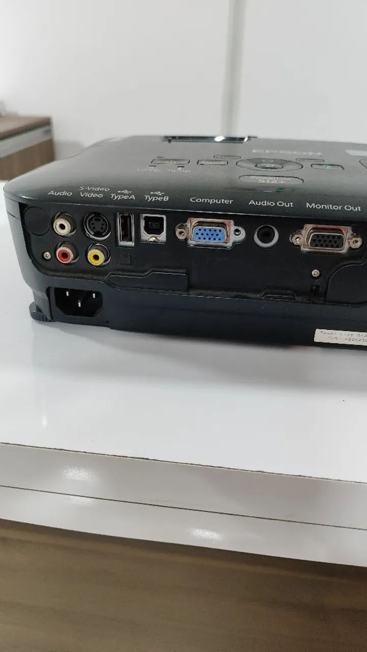 Projetor Epson PowerLite S12+ - Foto 4
